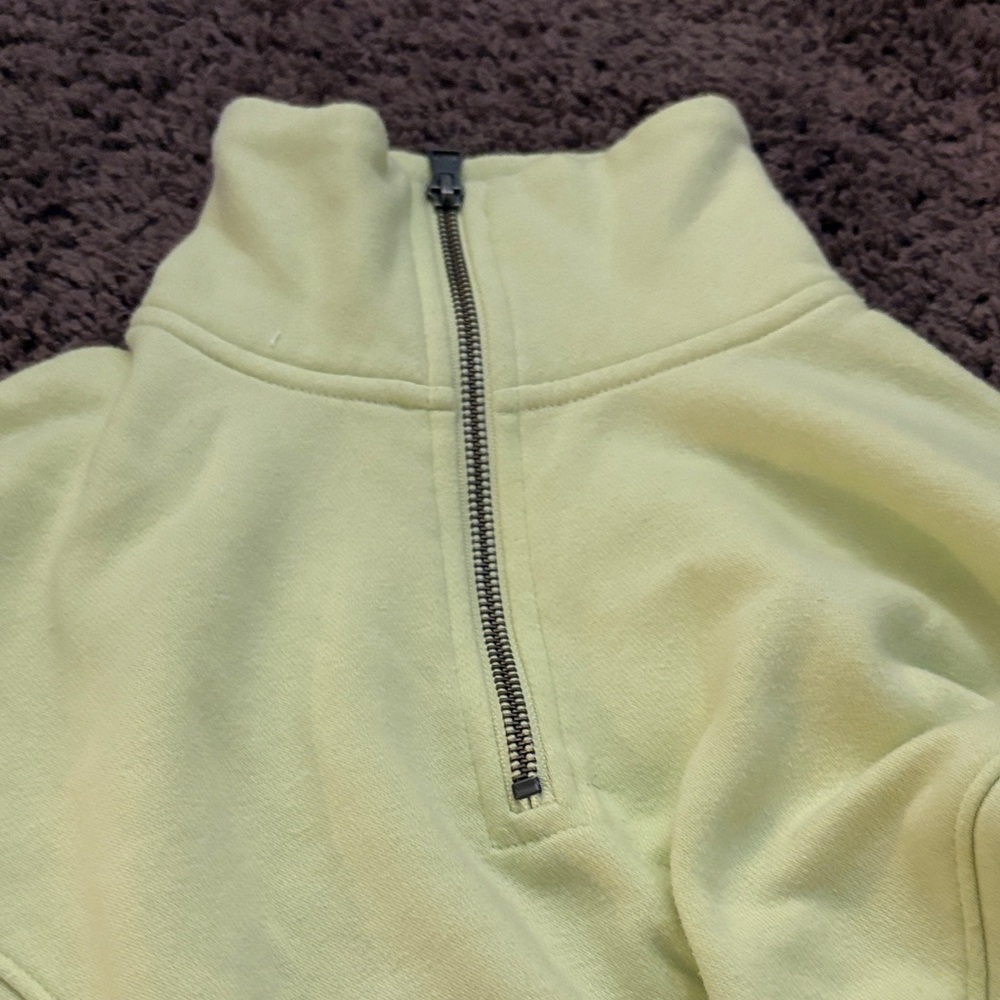 Universal Thread Light Green Zip-Up - Picture 3 of 7